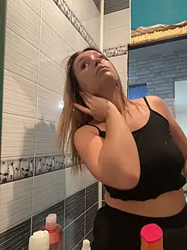 Snapshot of StasyWood chatting on February 27, 2025, 1:38 am StasyWood online show from February 27, 2025, 1:38 am