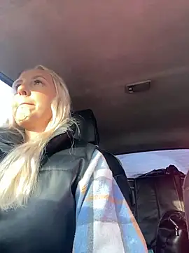 Snapshot of StasyWood chatting on March 20, 2025, 1:57 am StasyWood online show from March 20, 2025, 1:57 am