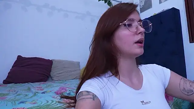 Snapshot of AliciaBasch chatting on March 12, 2026, 1:45 am AliciaBasch online show from March 12, 2026, 1:45 am