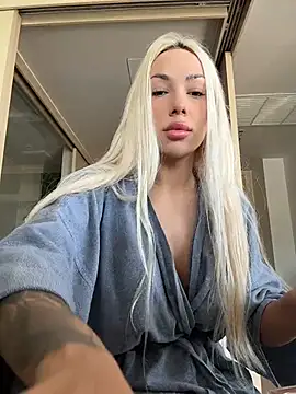 Snapshot of violettabunny03 chatting on February 17, 2026, 1:13 am violettabunny03 online show from February 17, 2026, 1:13 am