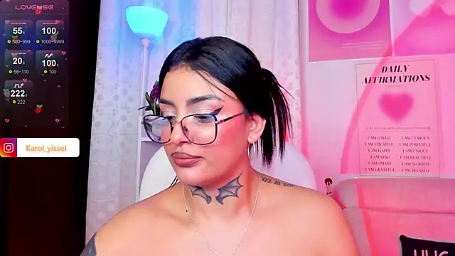 Snapshot of Hinataw33d01 chatting on December 14, 2024, 5:51 am Hinataw33d01 online show from December 14, 2024, 5:51 am