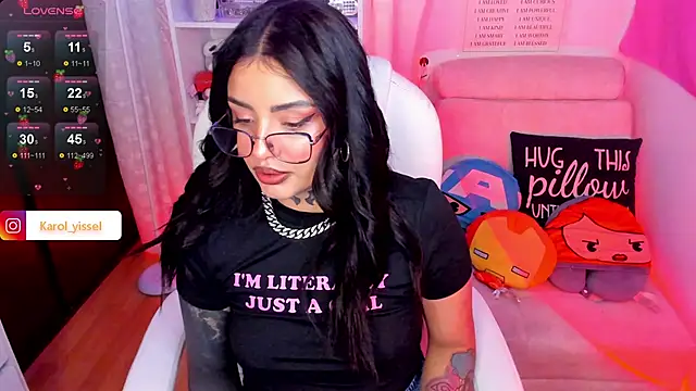 Snapshot of Hinataw33d01 chatting on December 20, 2024, 2:08 am Hinataw33d01 online show from December 20, 2024, 2:08 am