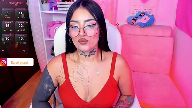 Snapshot of Hinataw33d01 chatting on February 20, 2025, 1:46 am Hinataw33d01 online show from February 20, 2025, 1:46 am