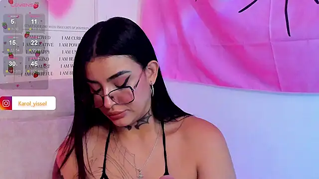 Snapshot of Hinataw33d01 chatting on March 3, 2025, 11:35 pm Hinataw33d01 online show from March 3, 2025, 11:35 pm