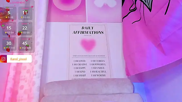 Snapshot of Hinataw33d01 chatting on March 13, 2025, 6:58 am Hinataw33d01 online show from March 13, 2025, 6:58 am