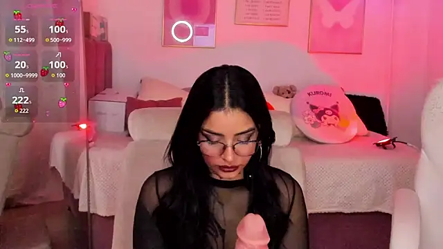 Snapshot of Hinataw33d01 chatting on September 28, 2025, 12:05 am Hinataw33d01 online show from September 28, 2025, 12:05 am