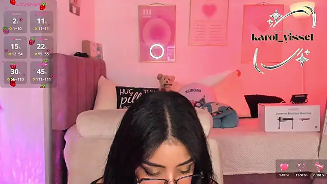 Snapshot of Hinataw33d01 chatting on November 8, 2025, 2:45 am Hinataw33d01 online show from November 8, 2025, 2:45 am