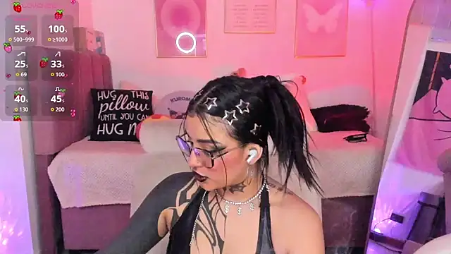 Snapshot of Hinataw33d01 chatting on November 27, 2025, 1:51 am Hinataw33d01 online show from November 27, 2025, 1:51 am