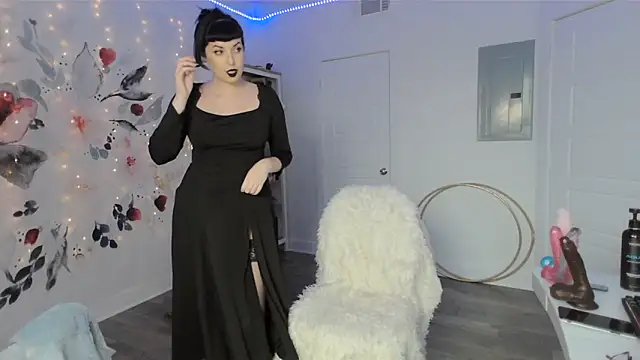 Snapshot of NatashaLuxxx chatting on December 23, 2024, 2:50 pm NatashaLuxxx online show from December 23, 2024, 2:50 pm