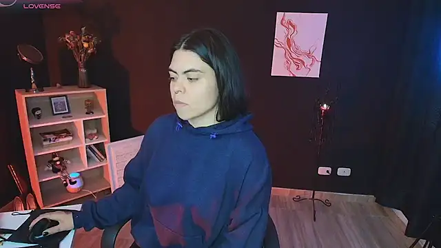  WednesdayFriday  online show from December 6, 2024, 10:19 pm