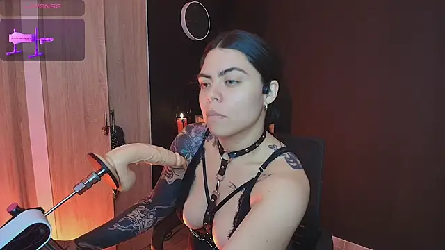  WednesdayFriday  online show from November 12, 2025, 5:13 pm