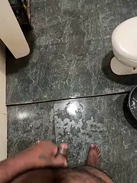 amil93sl online show from October 13, 2025, 2:28 pm