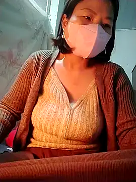 Anna Toy19 online show from February 10, 2025, 2:48 pm