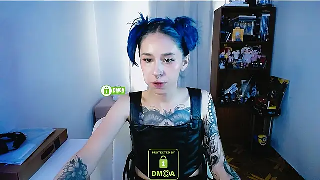 dakota senju online show from December 13, 2024, 7:10 pm