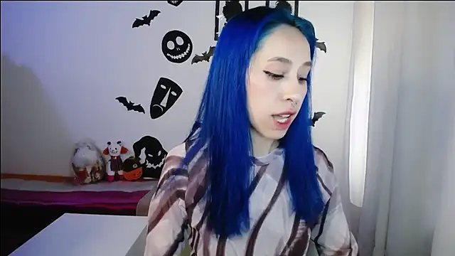 dakota senju online show from October 10, 2025, 2:38 pm