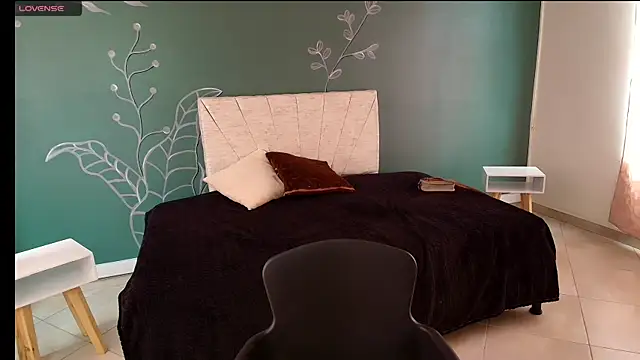 MariamCute  online show from December 23, 2024, 7:41 pm