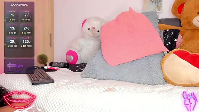 Snapshot of Tayssa_Maravilh chatting on February 9, 2025, 2:06 am Tayssa Maravilh online show from February 9, 2025, 2:06 am