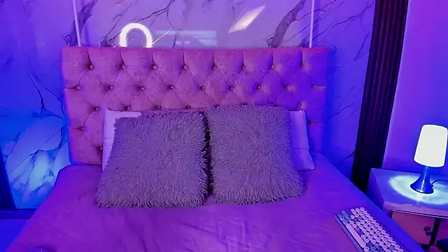 Abbyy Brooks online show from November 18, 2025, 11:36 am