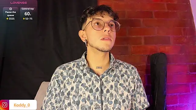 Snapshot of koddy_0 chatting on November 5, 2025, 10:43 pm koddy 0 online show from November 5, 2025, 10:43 pm