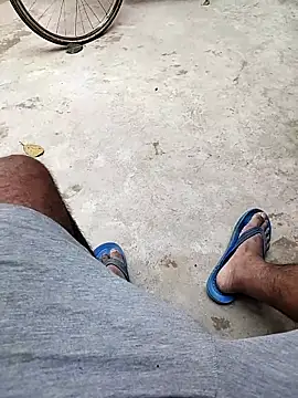 Snapshot of findmemylove chatting on November 29, 2025, 6:16 am findmemylove online show from November 29, 2025, 6:16 am