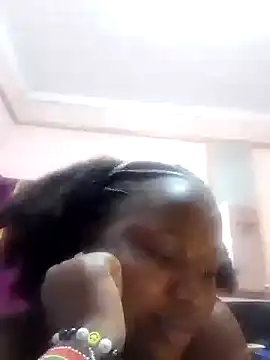 slender-qwene online show from October 16, 2025, 7:04 pm