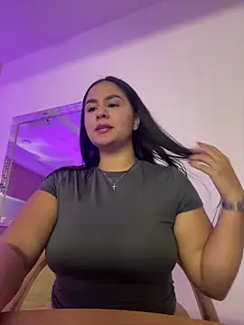 KattyPortman online show from April 18, 2026, 12:36 am