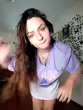 NaughtYHomemadE online show from December 9, 2024, 11:58 am