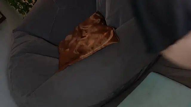 NaughtYHomemadE online show from January 19, 2025, 4:25 pm