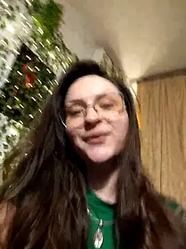 Snapshot of NaughtYHomemadE chatting on April 22, 2026, 4:48 am NaughtYHomemadE online show from April 22, 2026, 4:48 am