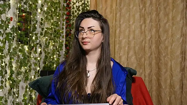 Snapshot of NaughtYHomemadE chatting on May 3, 2026, 6:25 pm NaughtYHomemadE online show from May 3, 2026, 6:25 pm