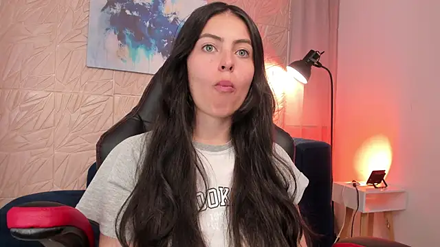 Snapshot of magic_fernanda chatting on December 21, 2024, 9:58 pm magic fernanda online show from December 21, 2024, 9:58 pm