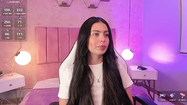 Snapshot of magic_fernanda chatting on February 22, 2025, 10:20 pm magic fernanda online show from February 22, 2025, 10:20 pm