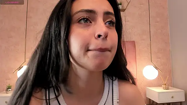 Snapshot of magic_fernanda chatting on March 6, 2025, 8:16 pm magic fernanda online show from March 6, 2025, 8:16 pm