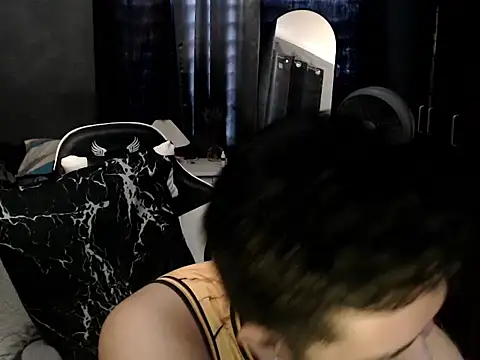 Snapshot of xgregor07 chatting on July 1, 2026, 2:24 am xgregor07 online show from July 1, 2026, 2:24 am