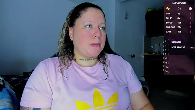 mariana maze online show from January 8, 2025, 9:23 pm