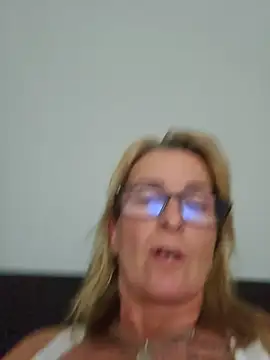 Steffi45 online show from July 14, 2026, 1:17 pm