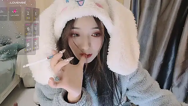 Snapshot of Ti_amo_UU chatting on February 6, 2025, 7:07 pm Ti amo UU online show from February 6, 2025, 7:07 pm