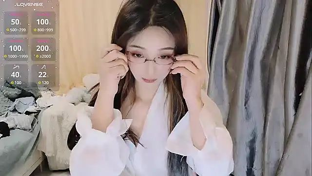 Snapshot of Ti_amo_UU chatting on February 11, 2025, 11:32 am Ti amo UU online show from February 11, 2025, 11:32 am