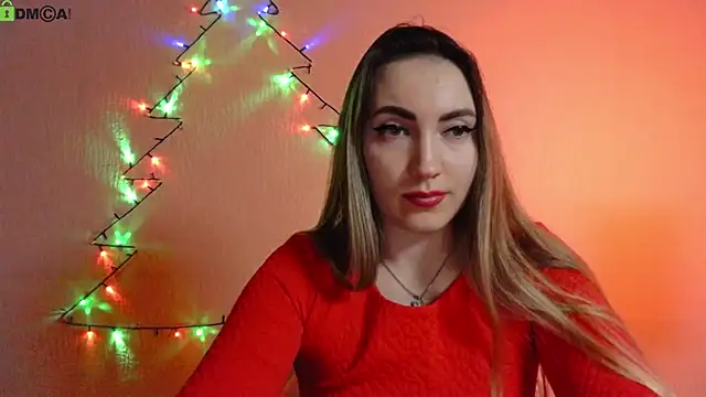 cute  angell online show from December 25, 2024, 2:34 pm