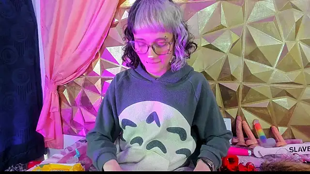 neeko princes online show from January 4, 2025, 3:17 pm