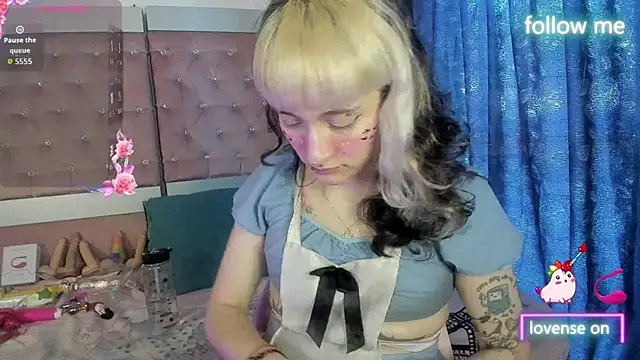 neeko princes online show from May 22, 2026, 12:44 pm