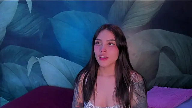 Snapshot of sweett_dirty chatting on January 18, 2025, 3:27 pm sweett dirty online show from January 18, 2025, 3:27 pm