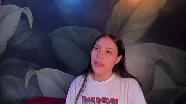 Snapshot of sweett_dirty chatting on February 26, 2025, 12:25 pm sweett dirty online show from February 26, 2025, 12:25 pm