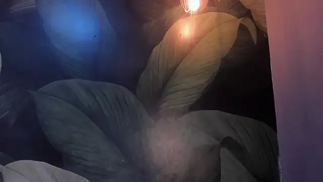 Snapshot of sweett_dirty chatting on March 7, 2025, 3:28 pm sweett dirty online show from March 7, 2025, 3:28 pm