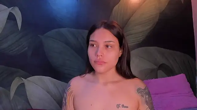 Snapshot of sweett_dirty chatting on March 13, 2025, 12:35 pm sweett dirty online show from March 13, 2025, 12:35 pm