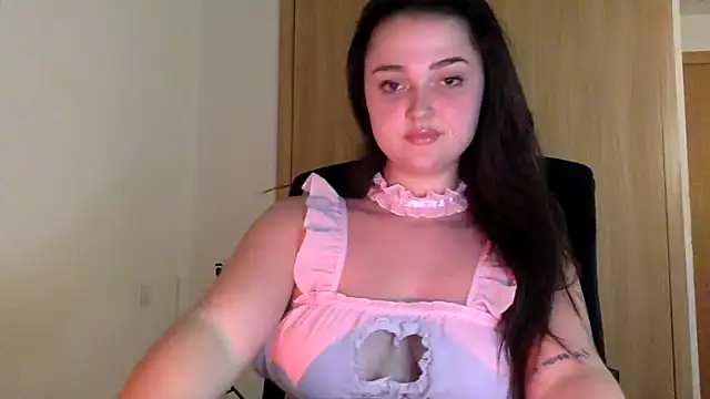 Snapshot of chunliklk chatting on January 24, 2025, 11:12 pm chunliklk online show from January 24, 2025, 11:12 pm