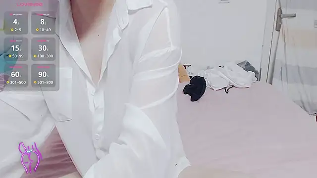 zhenzhen521 online show from December 31, 2024, 4:46 pm