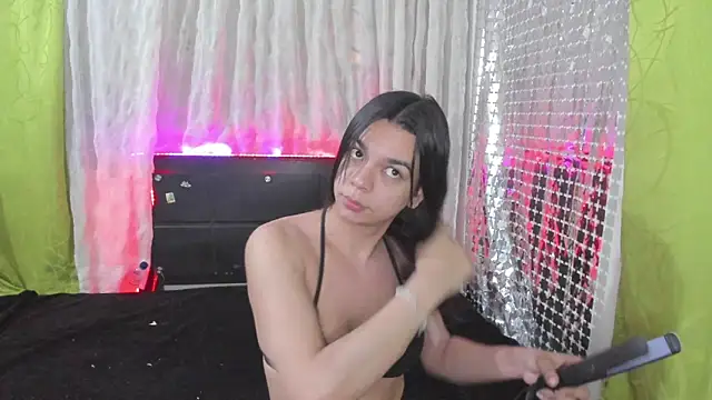 Snapshot of Megan_Miles02 chatting on January 26, 2025, 10:55 am Megan Miles02 online show from January 26, 2025, 10:55 am