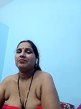 Snapshot of reemacouple007 chatting on November 1, 2025, 8:00 pm reemacouple007 online show from November 1, 2025, 8:00 pm