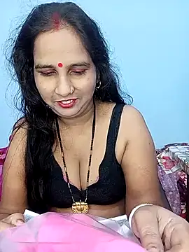 Snapshot of reemacouple007 chatting on November 6, 2025, 6:09 pm reemacouple007 online show from November 6, 2025, 6:09 pm